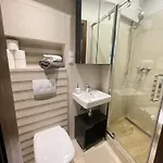 Vanilla 1, 2bdr 2bth 5min To Main Square *